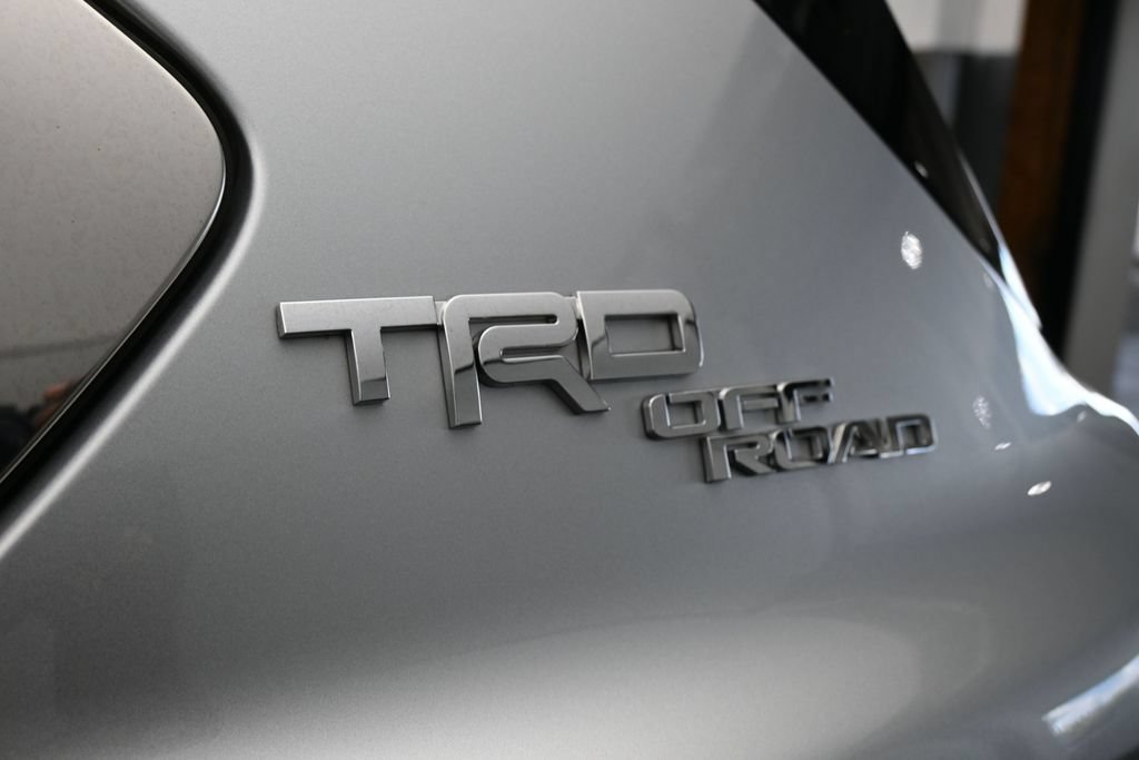 Used 2023 Toyota Sequoia Limited w/ TRD Off-Road Package AWD/4WD image 38