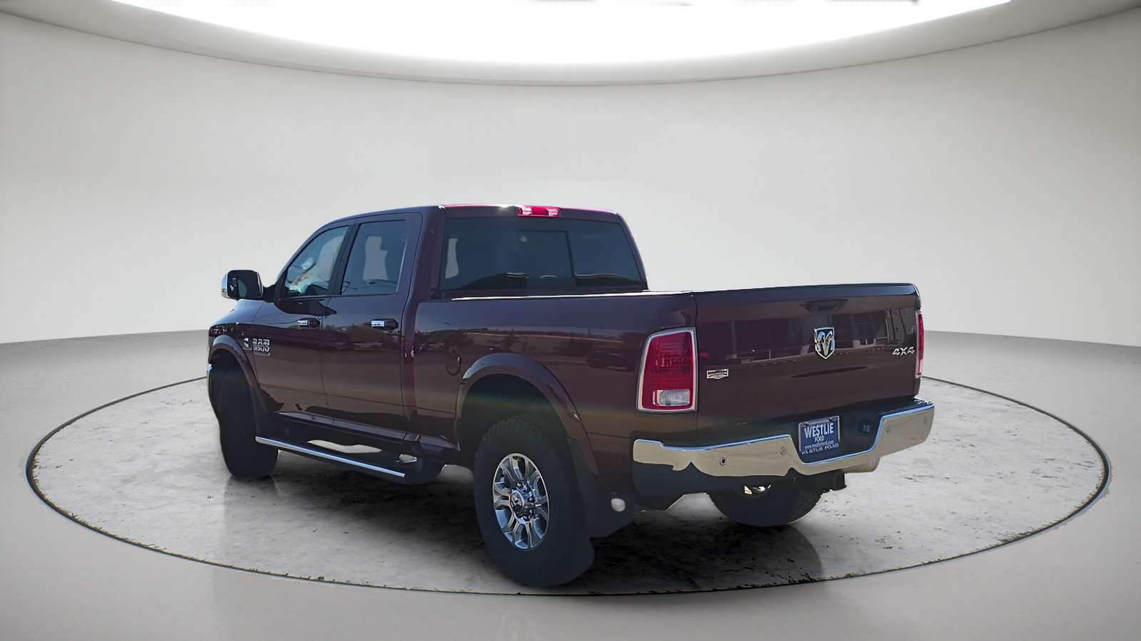 Used 2017 RAM 3500 Laramie AWD/4WD image 9
