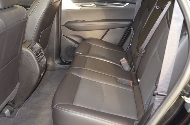 Used 2024 Cadillac XT5 Premium Luxury image 17