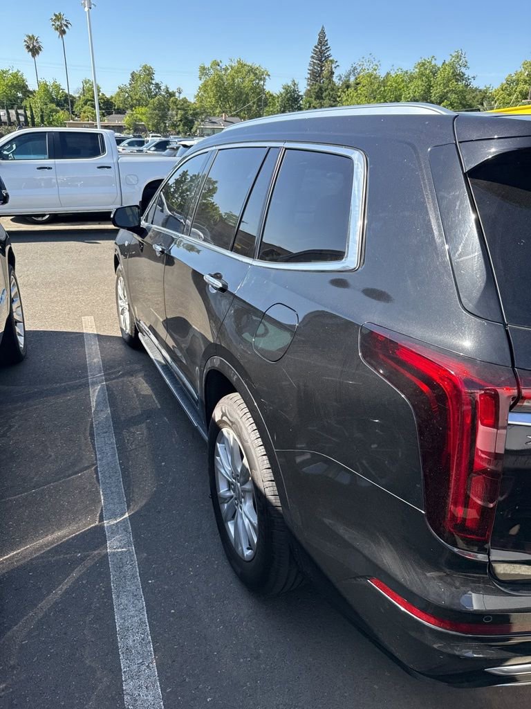 Used 2023 Cadillac XT6 Luxury image 6