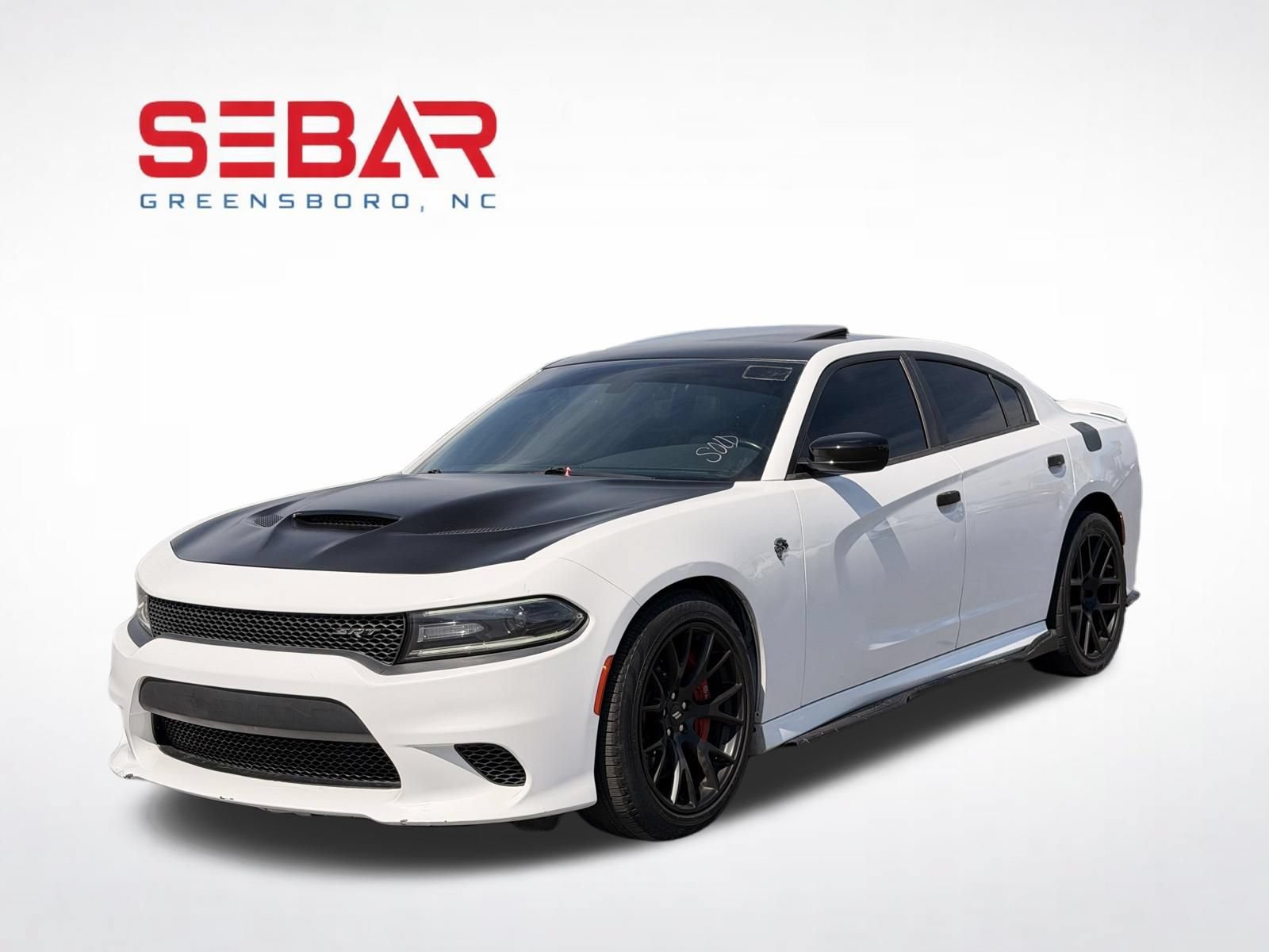 Used 2016 Dodge Charger SRT Hellcat RWD image 2