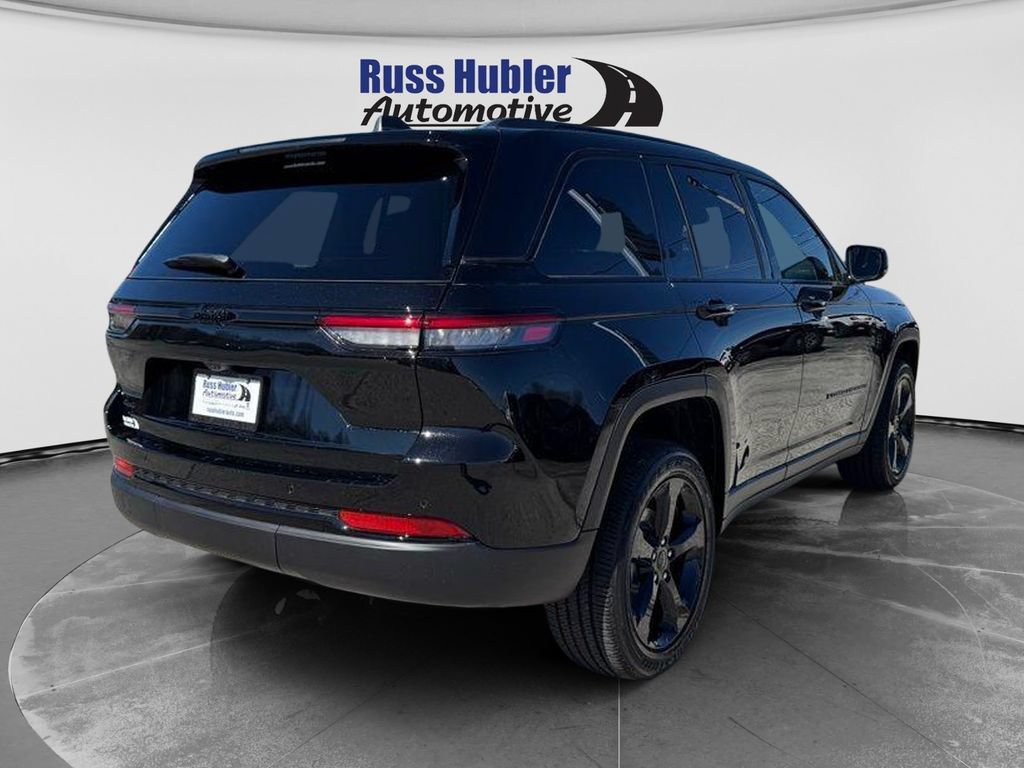 New 2025 Jeep Grand Cherokee Altitude AWD/4WD image 7