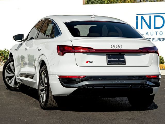 Used 2024 Audi Q8 e-tron Premium Plus w/ Premium Plus Package AWD/4WD image 6