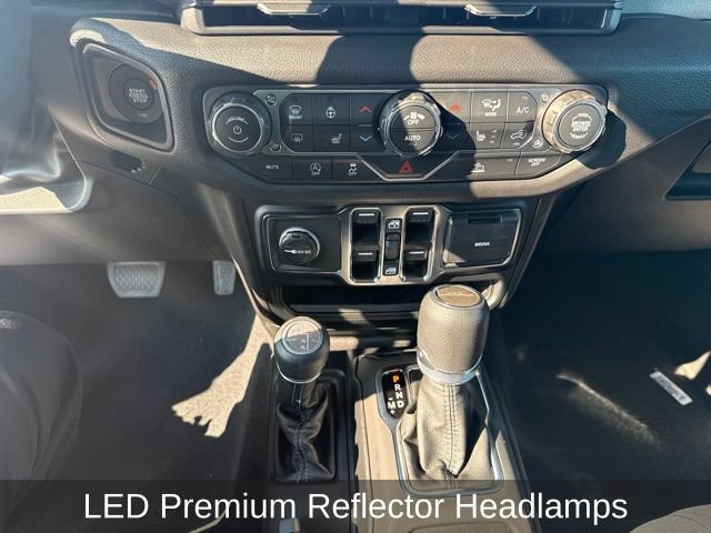 New 2026 Jeep Gladiator Sport AWD/4WD image 24