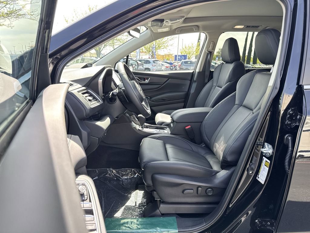 New 2026 Subaru Ascent Limited image 13