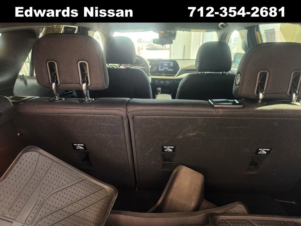 Used 2024 Chevrolet Trax RS w/ Driver Confidence Package image 13