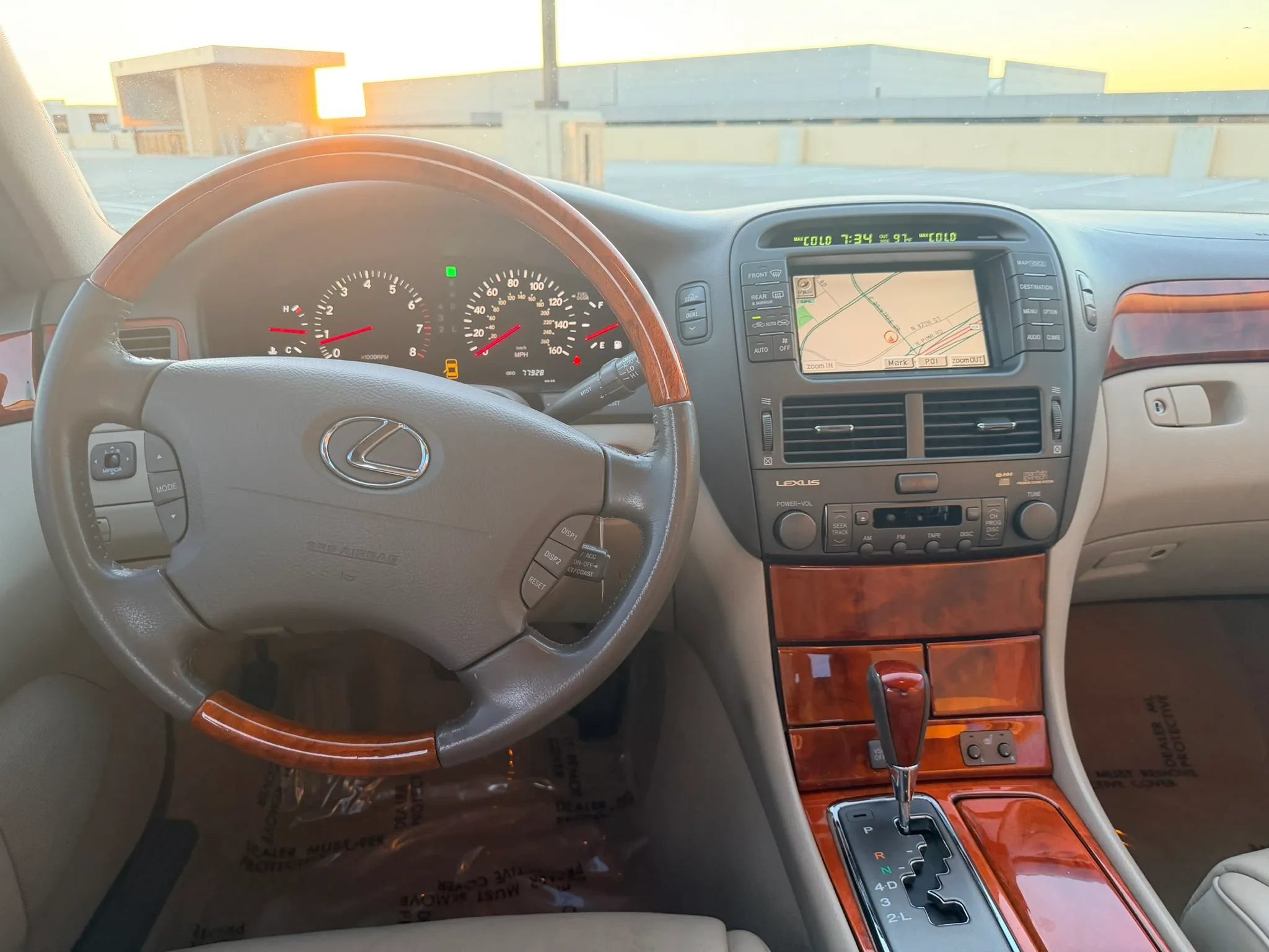 Used 2001 Lexus LS 430 RWD image 9