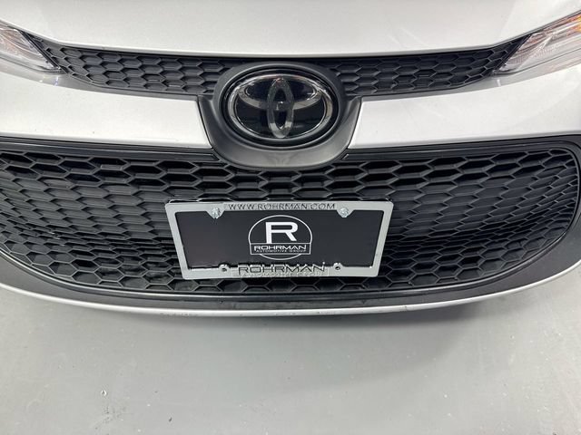 Used 2020 Toyota Corolla LE FWD image 25