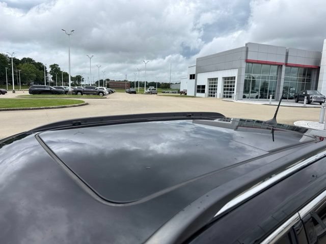 Used 2019 Jeep Compass Limited w/ Safety & Security Group AWD/4WD image 3