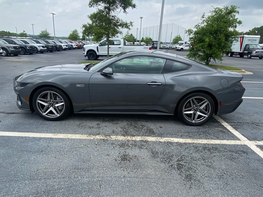 New 2026 Ford Mustang GT RWD image 4