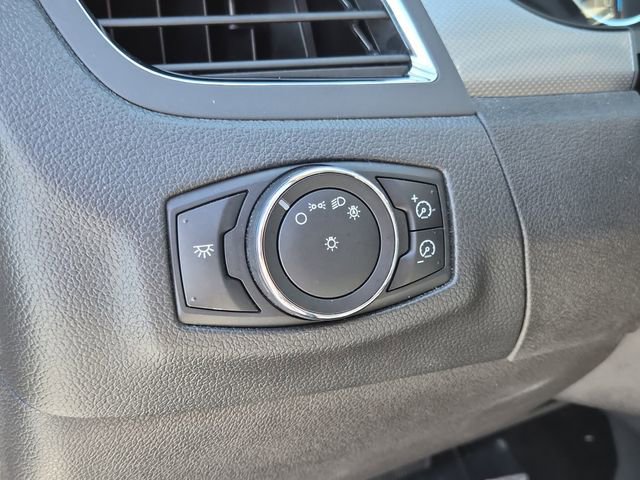 Used 2013 Ford Edge SEL image 24