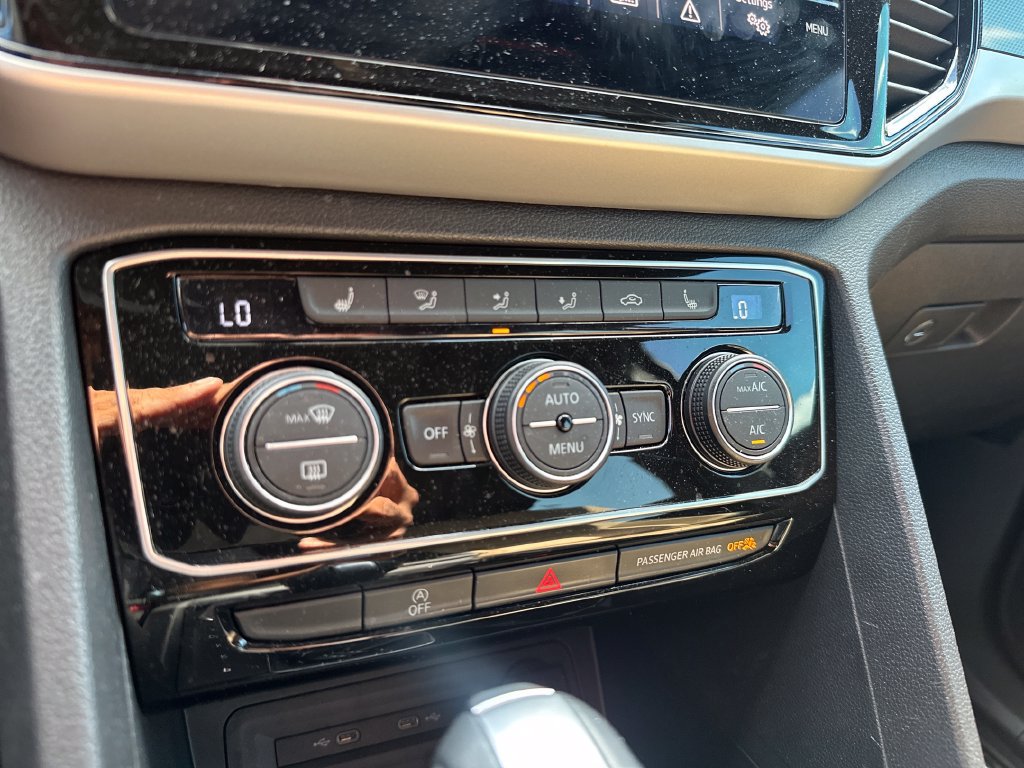 Used 2023 Volkswagen Atlas Cross Sport SE w/ Panoramic Sunroof Package AWD/4WD image 47