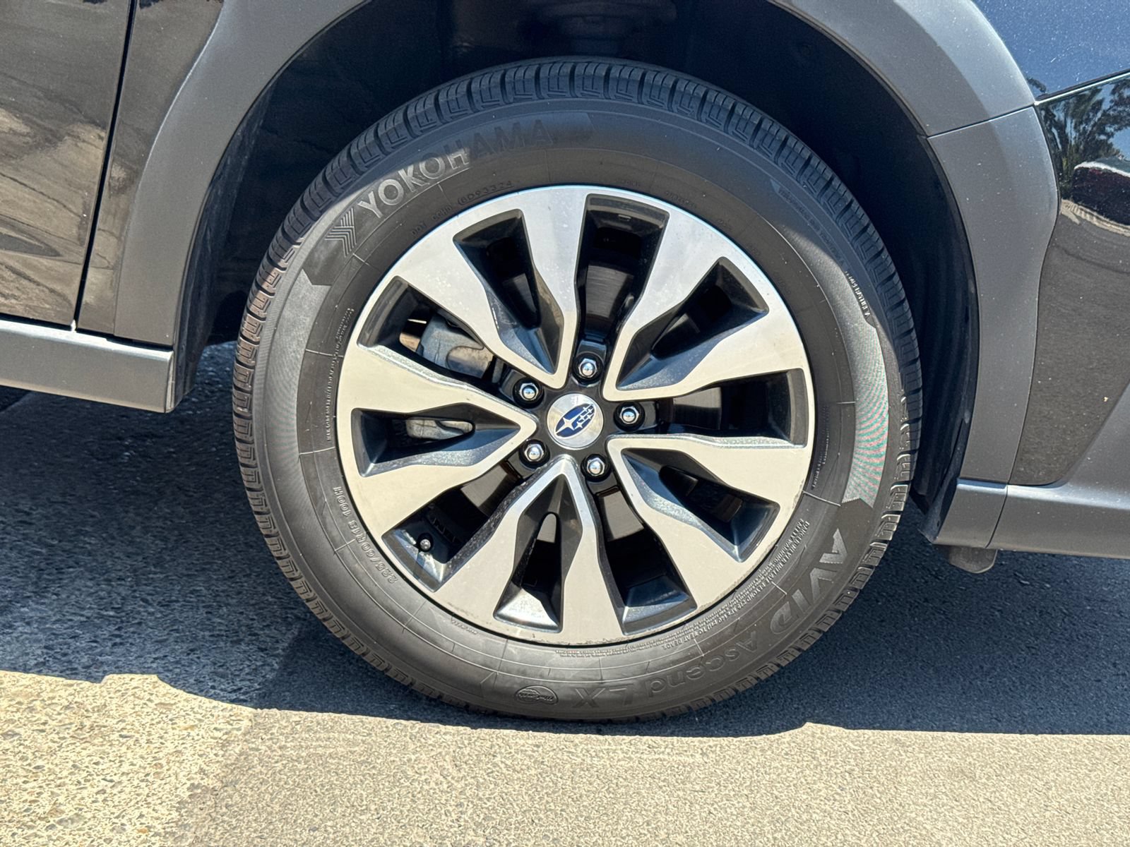 Certified 2023 Subaru Outback Touring XT AWD/4WD image 4