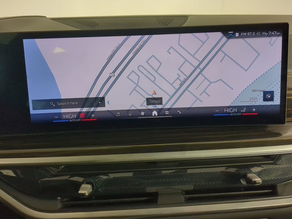 Used 2024 BMW X7 xDrive40i w/ Premium Package image 28