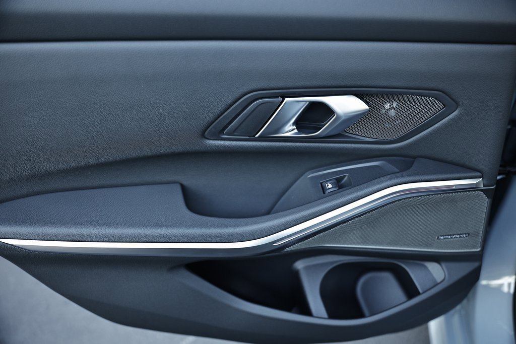 New 2026 BMW 330i Sedan w/ M Sport Package image 24