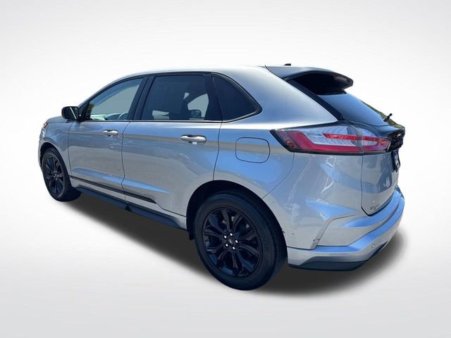 Used 2023 Ford Edge SE w/ Black Appearance Package AWD/4WD image 3