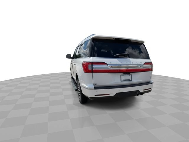Used 2019 Lincoln Navigator Reserve AWD/4WD image 6