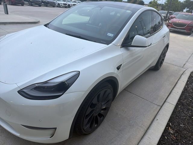Used 2022 Tesla Model Y Performance AWD/4WD image 2