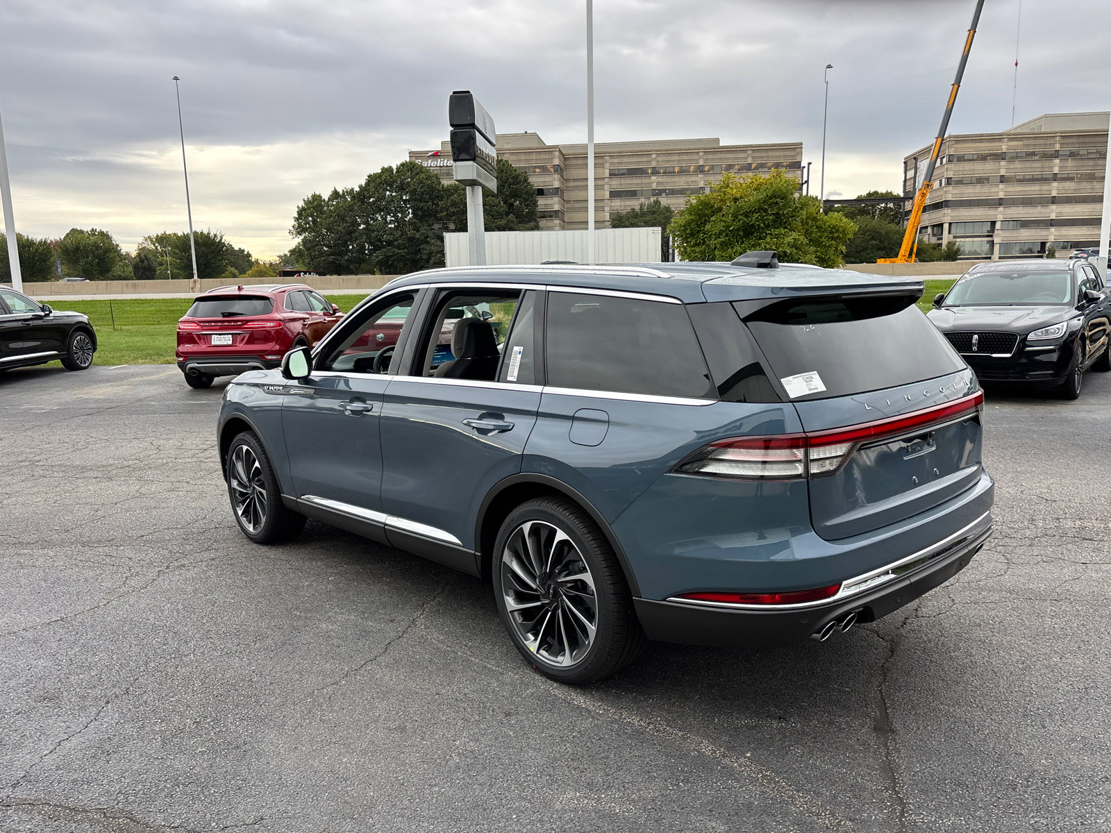 New 2026 Lincoln Aviator Reserve image 5