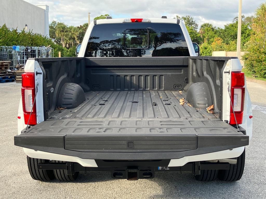 Certified 2022 Ford F450 Platinum w/ FX4 Off-Road Package image 10
