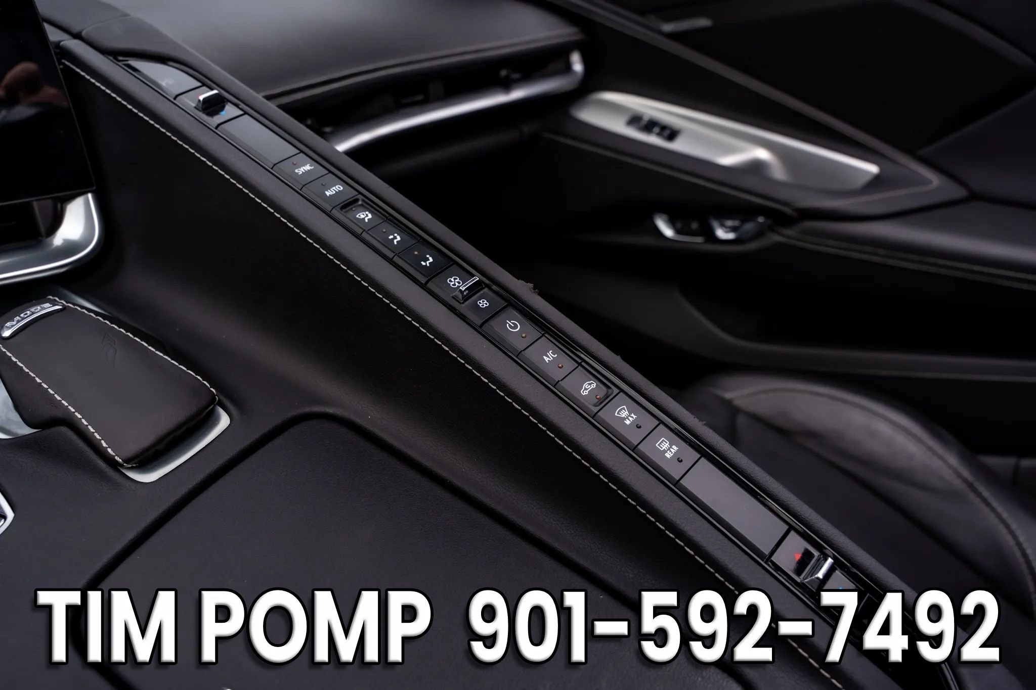 Used 2023 Chevrolet Corvette Stingray Coupe w/ Z51 Performance Package image 26