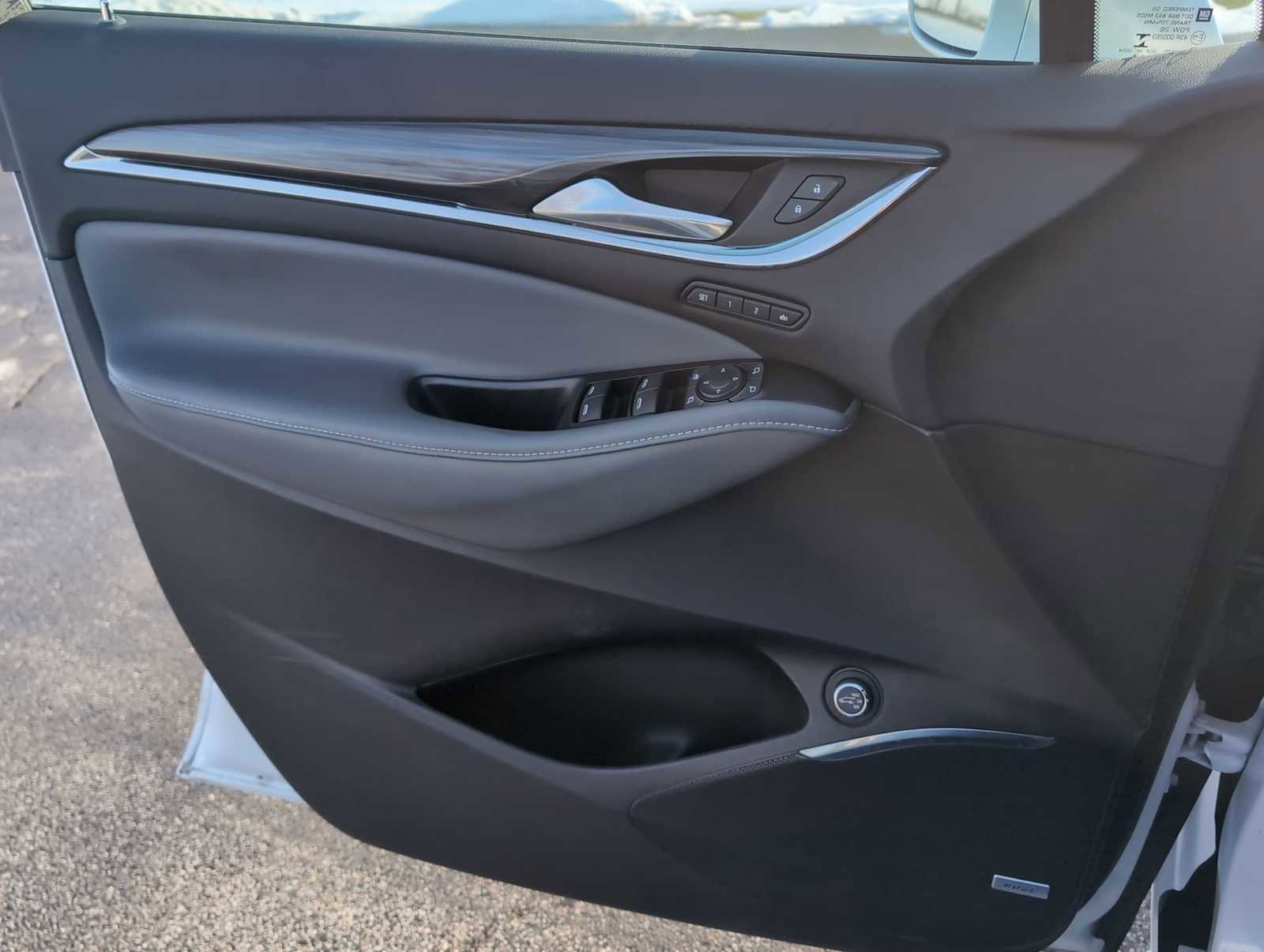 Used 2018 Buick Enclave Premium w/ LPO, Hit The Road Package image 22