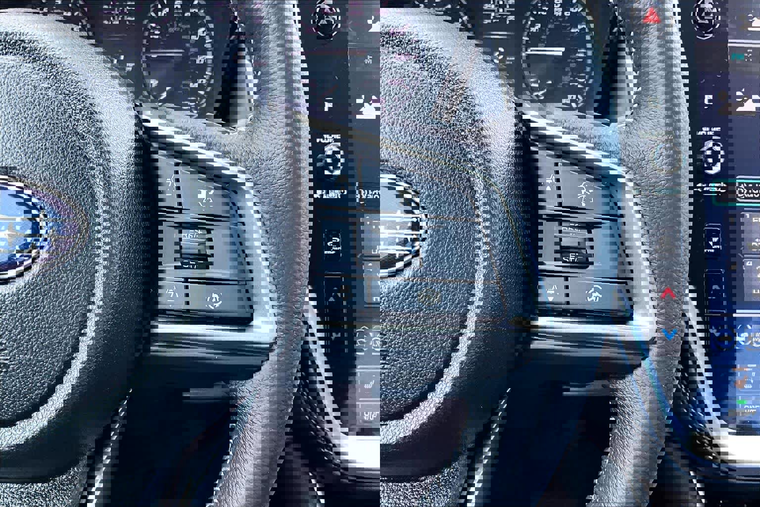 Used 2025 Subaru Outback Premium image 25