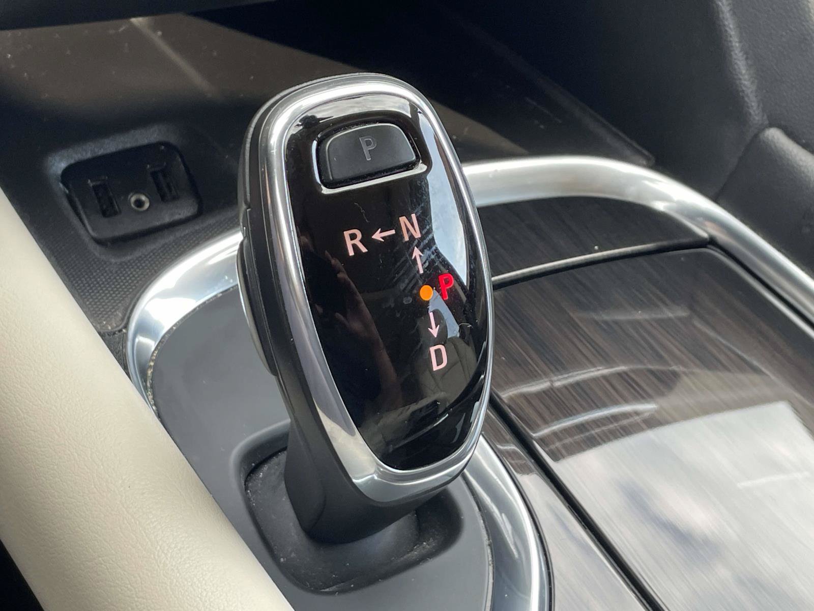 Certified 2018 Buick Enclave Premium w/ Experience Buick Package AWD/4WD image 32