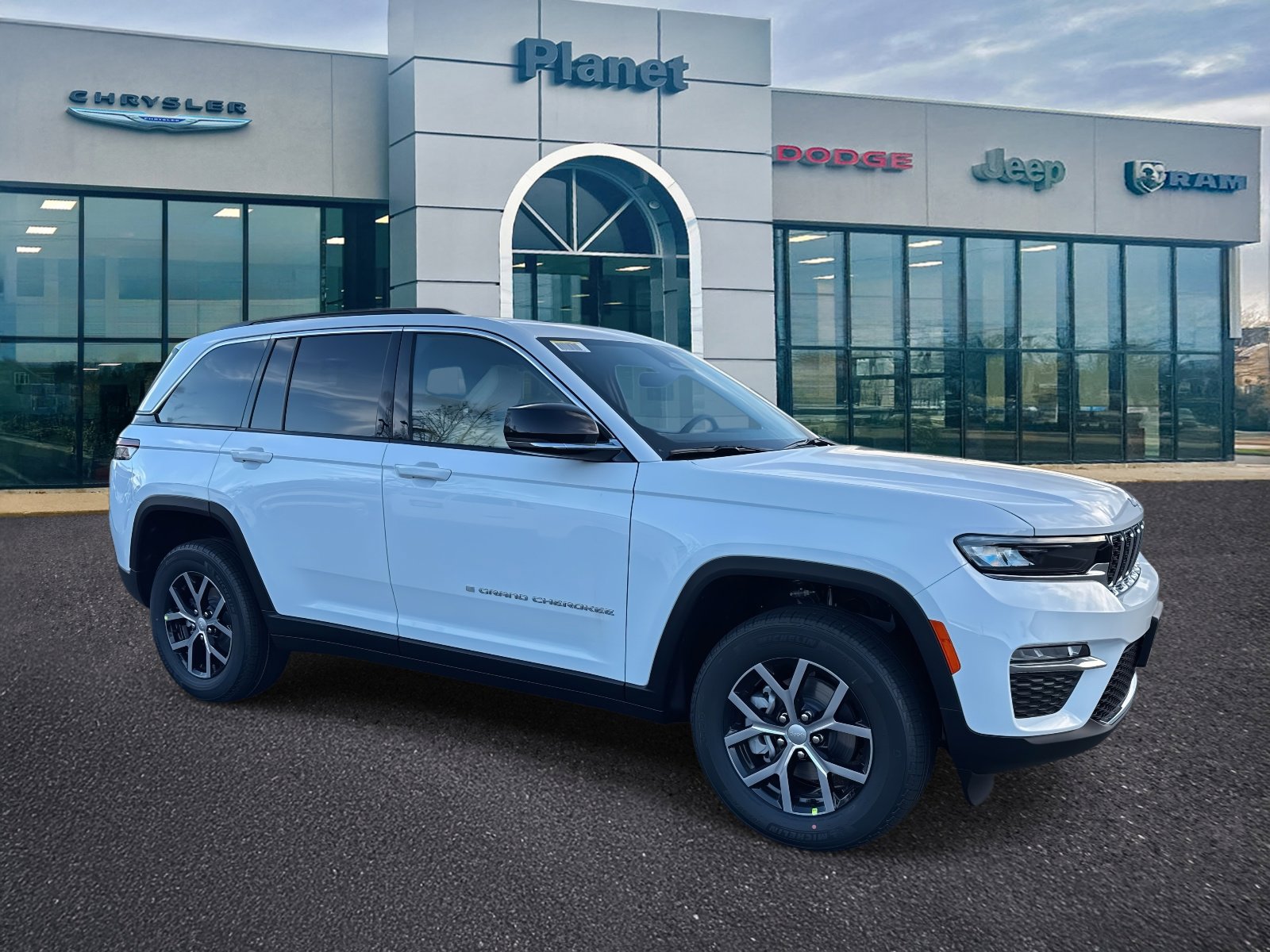 New 2025 Jeep Grand Cherokee Limited image 1