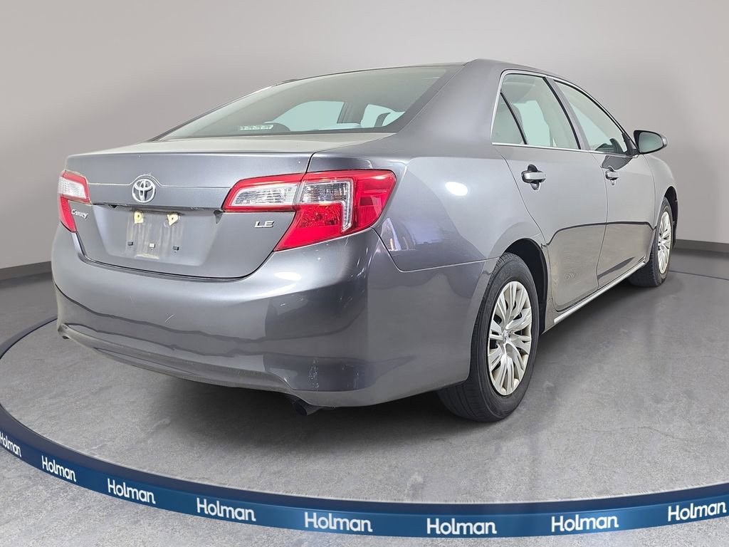 Used 2014 Toyota Camry LE image 6