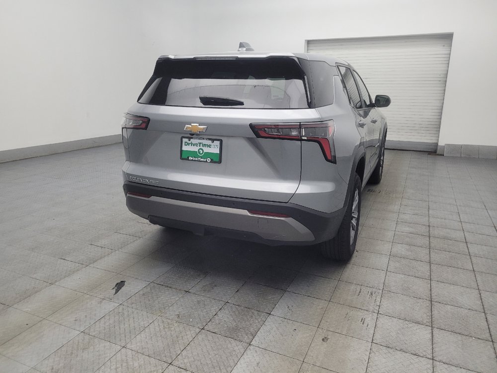 Used 2025 Chevrolet Equinox LT AWD/4WD image 9
