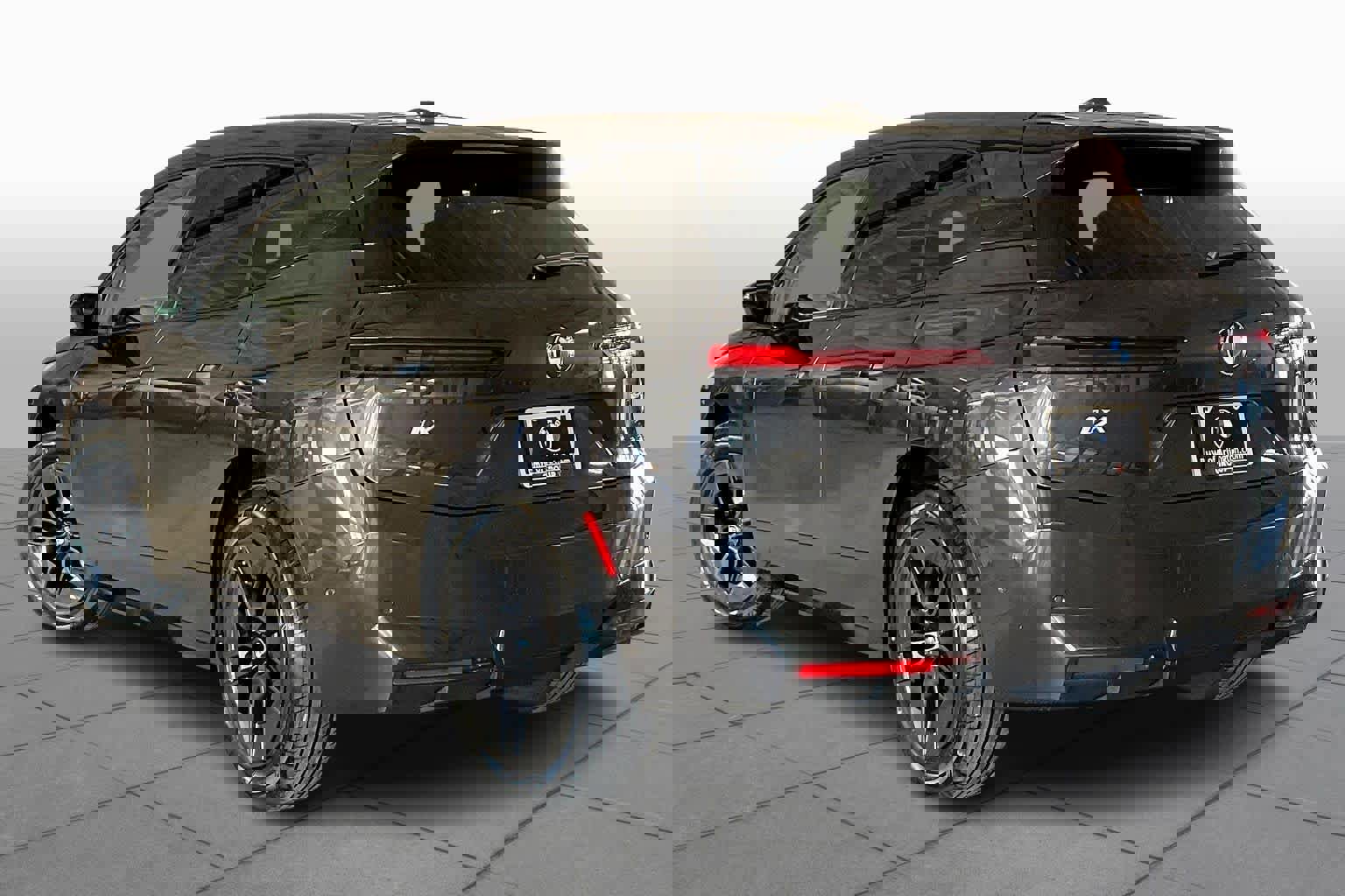 New 2026 BMW iX xDrive45 image 12