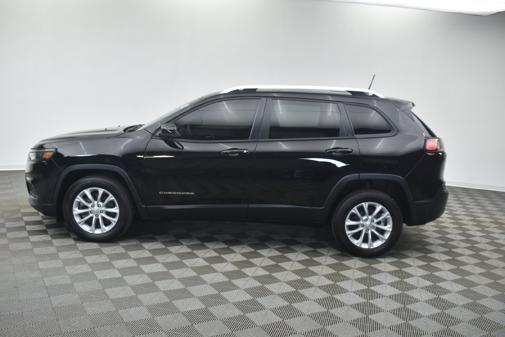 Used 2021 Jeep Cherokee Latitude FWD image 9
