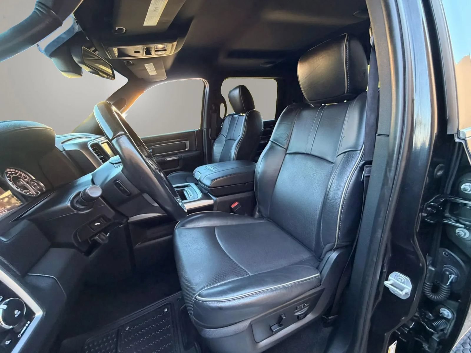 Used 2016 RAM 1500 Limited RWD image 36