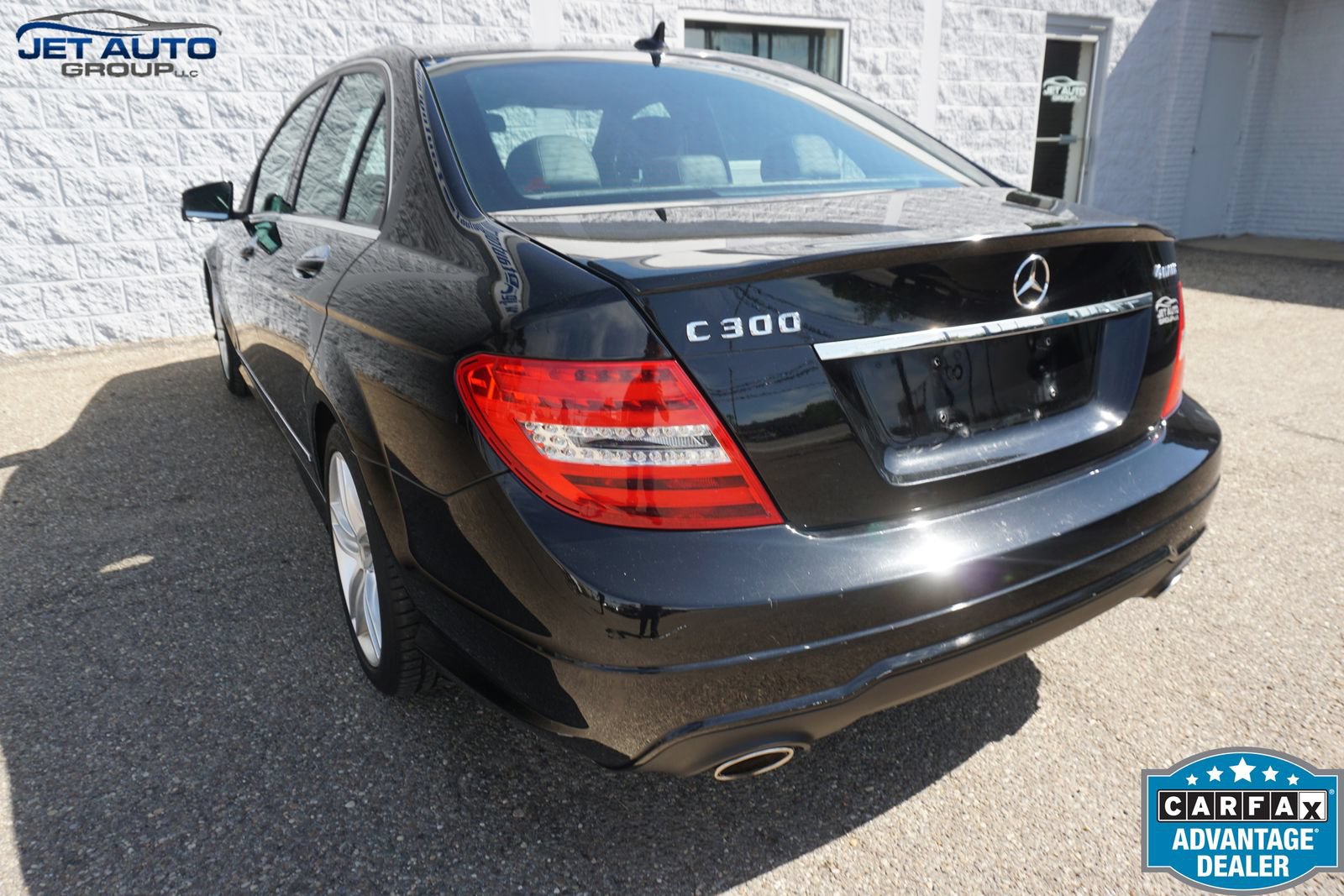 Used 2013 Mercedes-Benz C 300 4MATIC Sedan image 9