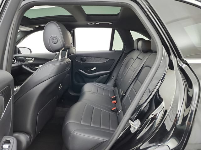 Used 2018 Mercedes-Benz GLC 300 4MATIC image 37