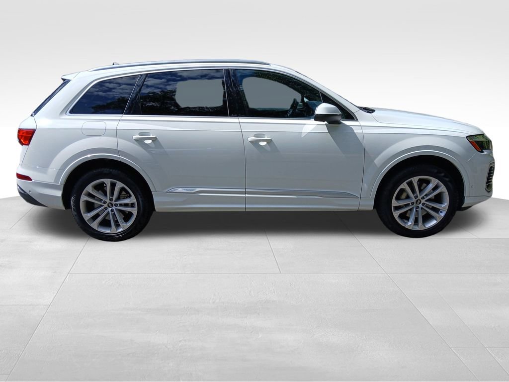 Used 2025 Audi Q7 3.0T Premium Plus image 6