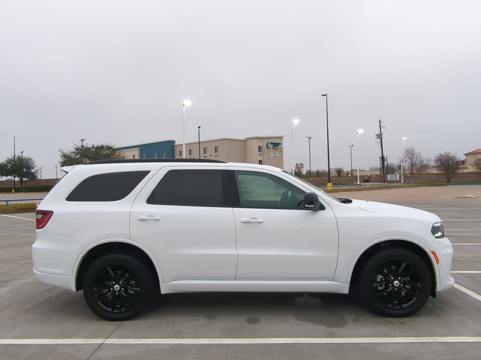 Used 2025 Dodge Durango GT image 2