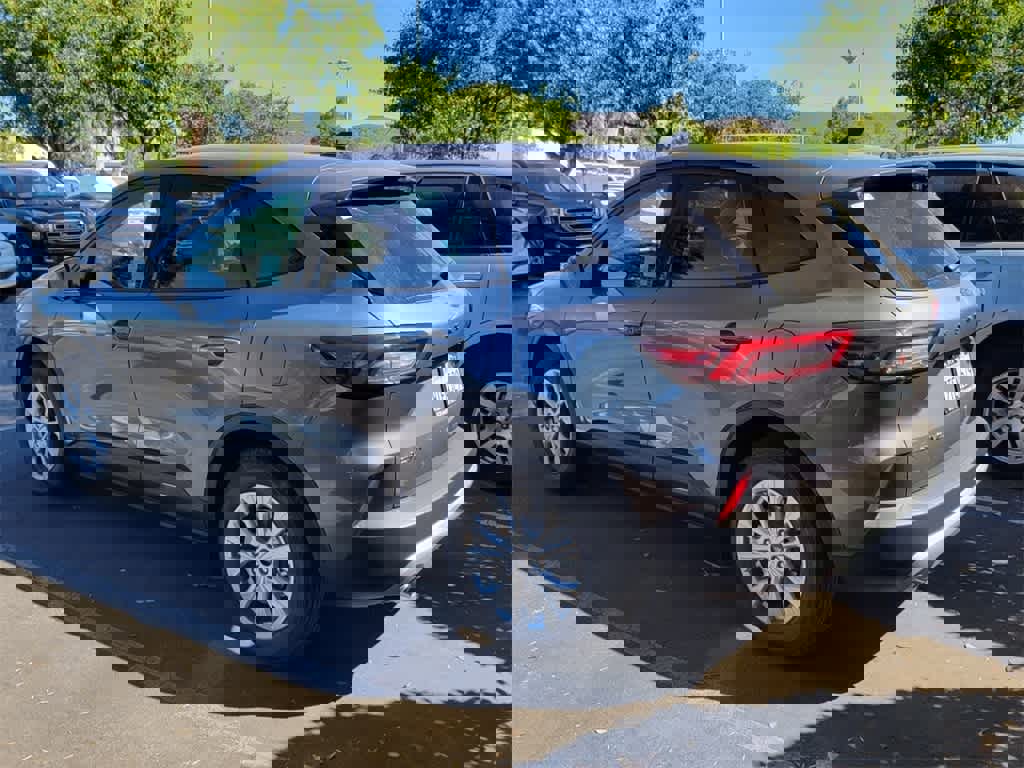 Used 2025 Ford Escape Active image 6