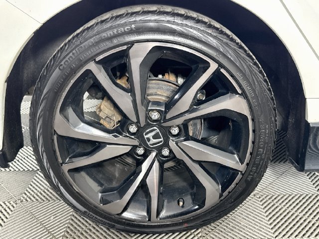 Used 2018 Honda Civic Sport image 29