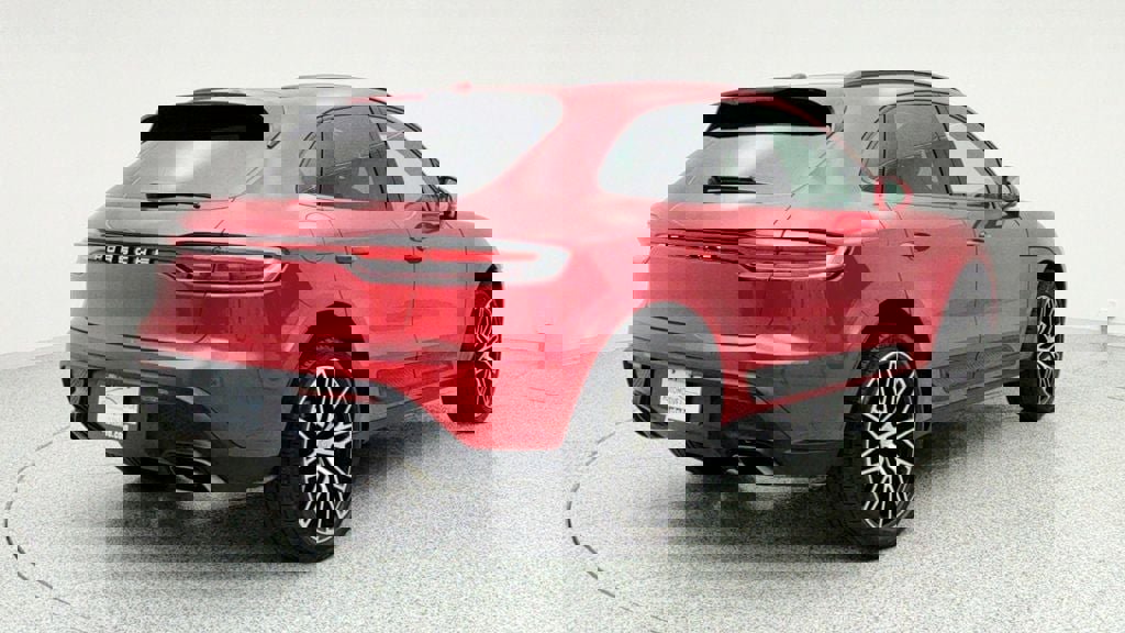 Used 2024 Porsche Macan Base w/ Premium+ Pkg, 21   Whe image 5