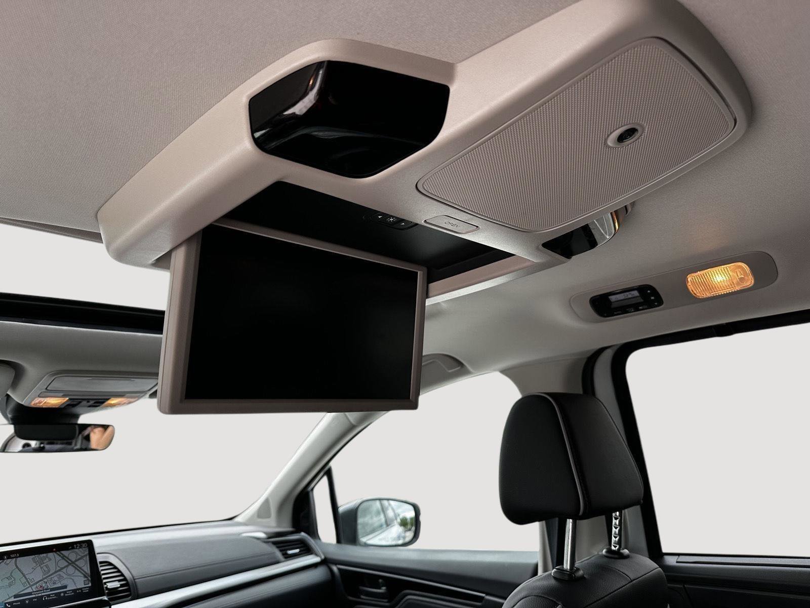 Certified 2025 Honda Odyssey Touring image 24