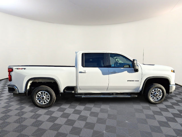 Used 2025 Chevrolet Silverado 2500 LT w/ Convenience Package AWD/4WD image 7