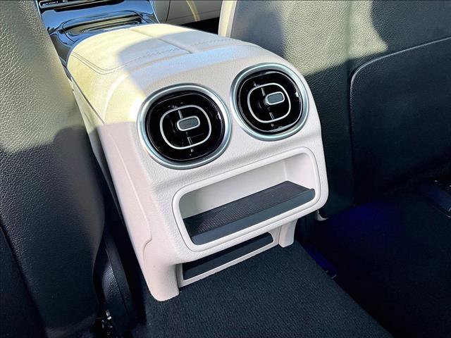 Used 2025 Mercedes-Benz C 300 Sedan image 25