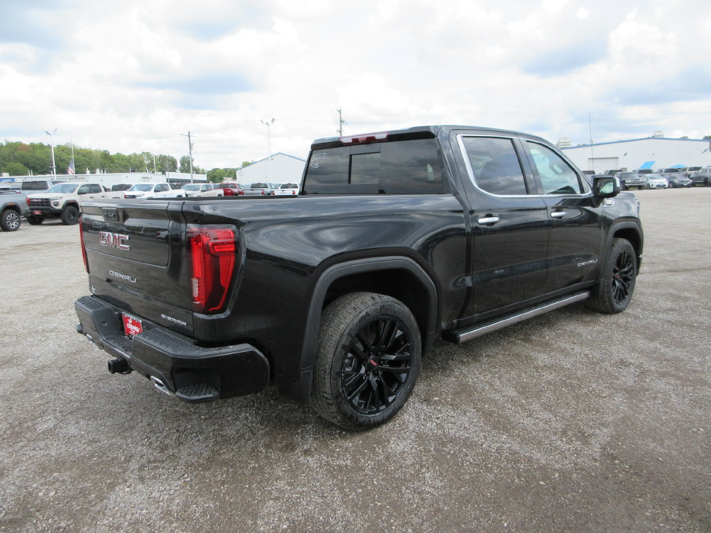 New 2026 GMC Sierra 1500 Denali AWD/4WD image 5