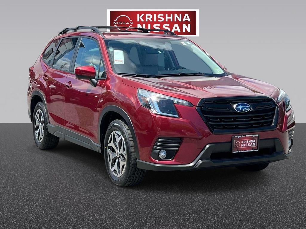 Used 2023 Subaru Forester Premium AWD/4WD image 1