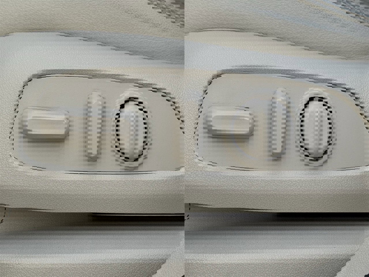 Used 2023 GMC Acadia Denali w/ Denali Ultimate Package image 23