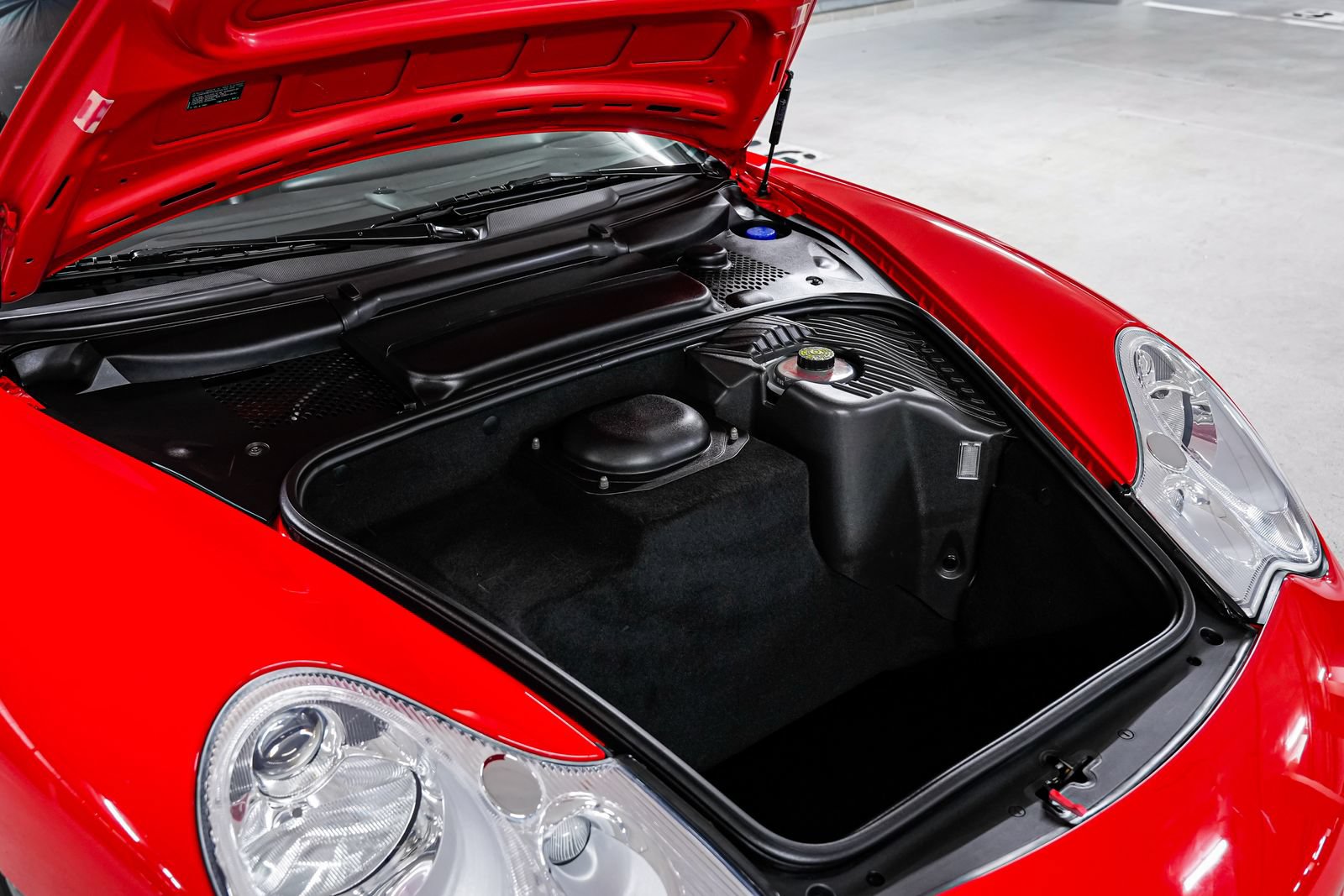 Used 2004 Porsche 911 GT3 RWD image 42