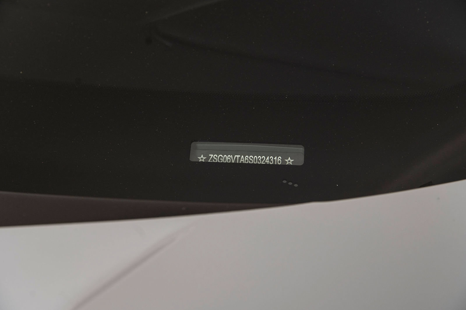 Certified 2025 Ferrari Purosangue AWD/4WD image 39