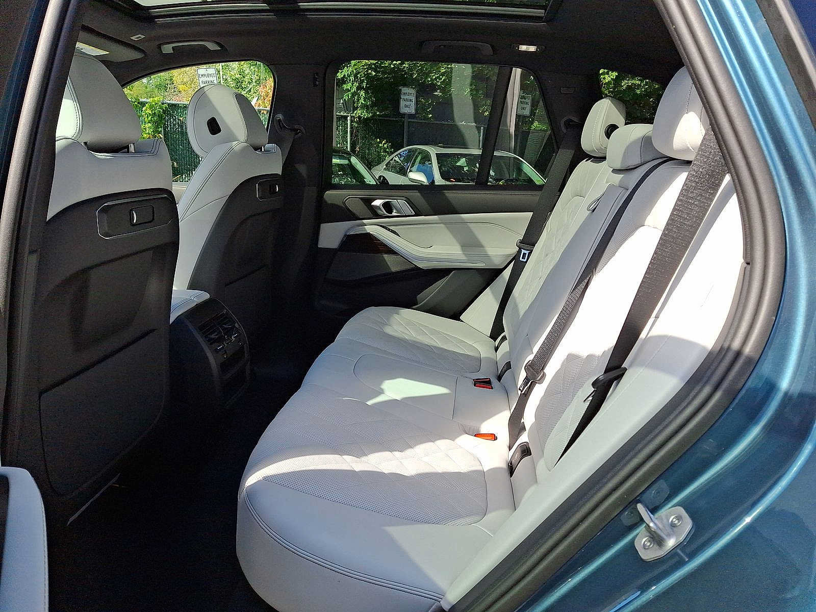 Used 2024 BMW X5 xDrive40i w/ Premium Package AWD/4WD image 26